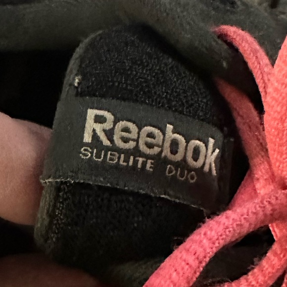 EUC Reebok Sublite Duo Black/HotPink Laces Size 8 - Picture 8 of 8